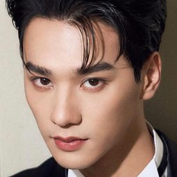 哈里特布阿約伊 飾演 Jingna