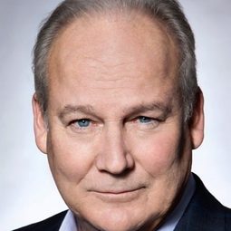 布雷特·萊斯 - 橄欖球傳奇演員 飾演Whitehurst