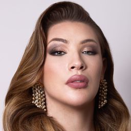 Jade Dubois 飾演 Krystal