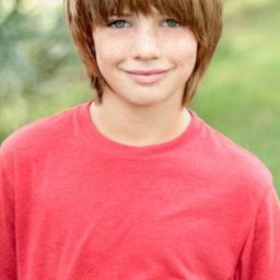 Christopher Jestin Langstaff 飾演 Nine-Year-Old Boy/Rusty