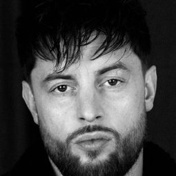 Bausa - Haftbefehl：德國饒舌天王傳奇演員 飾演Self - Rapper