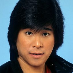 Brian Tochi 飾演 Leonardo (voice)