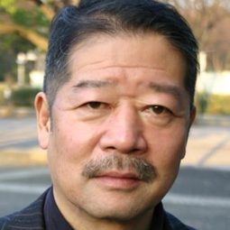 辻󠄀親八 - 新世紀傳説演員 飾演Endo