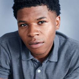 拉薩克·庫柯伊 飾演 Arinze