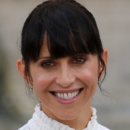 Susy Laude 飾演 Rita