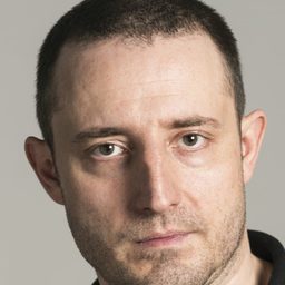 Nikola Đuričko 飾演 Mali