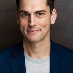 Sean Hankinson - 芝芝與奈特演員 飾演Dr. Paditar