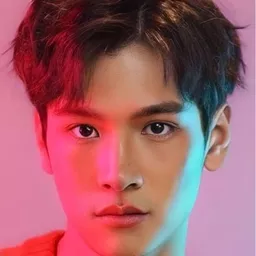 Peerakrit Phacharaboonyakiat 飾演 Yod