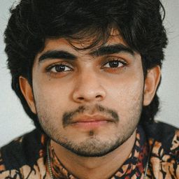 Naslen Gafoor 飾演 Pachu