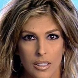 Melissa Brasselle 飾演 Pleasure Unit #1