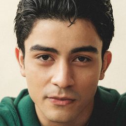 Juan Carlos Graterol Jr. 飾演 Dom