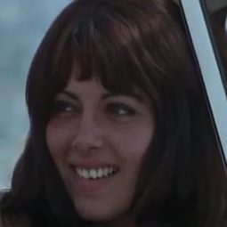 Maria Vassiliou - 流浪藝人演員 飾演Chrysothemis (Elektra's sister)