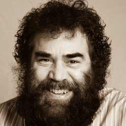 藍迪·克倫索 飾演 Mr. Hyde / Behemoth / Vampire Corpse Dad (voice)