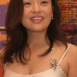 史可 飾演 Shi Hong