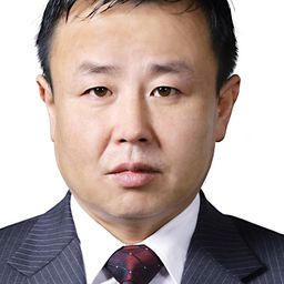 崔龍八 - 甜蜜少年時演員 飾演