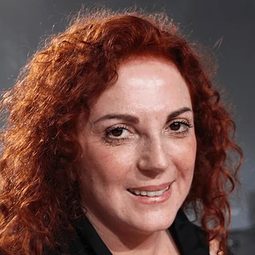 德莉雅·阿拉博拉 - 放手啟航演員 飾演Antula