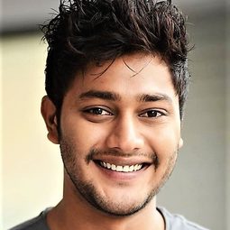 Prince Cecil - 蒂洛廣場演員 飾演Shannon Gonzalez