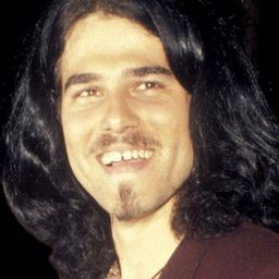 Danny Keough 飾演 Grace's Father