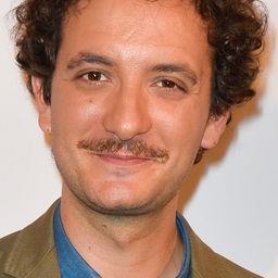 David Marsais 飾演 Valentin (voice)