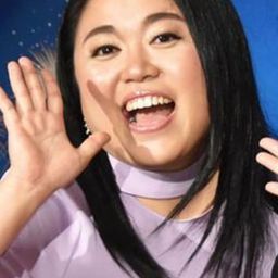 江上敬子 飾演 Yuria Ikuno