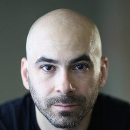 菲利普·卡布里塔 飾演 Javier