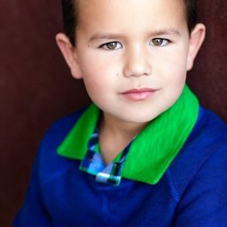 Jayden Hedden 飾演 Ricky Hill