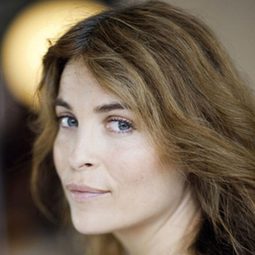 伊琳娜·比爾克隆 飾演 Sofia