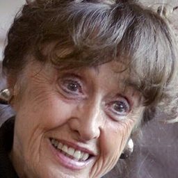 Vera Gebuhr 飾演 Aeldre Terne