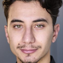 Adam Khattar - 被消失的家園演員 飾演Israeli Soldier 1