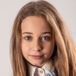 茱莉亞·帕特尼亞尼 飾演 Bianca