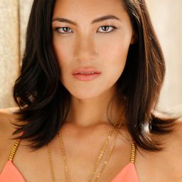 Akemi Look 飾演 Tracy