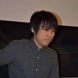 向井康介 - 愚行錄編劇