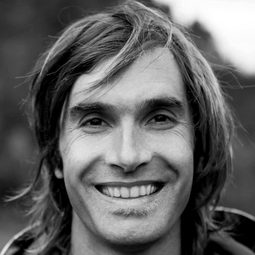 Chris Sharma 飾演 Self