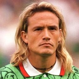 Luis Hernández 飾演 Matador