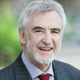 Renato Campese 飾演 