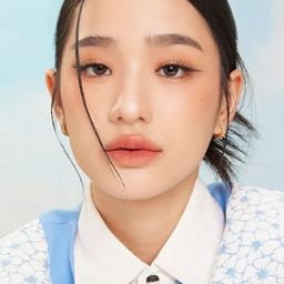 通塔萬坦蒂維賈庫 飾演 Mui