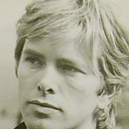 Ray Lovelock 飾演 Franco Astuti