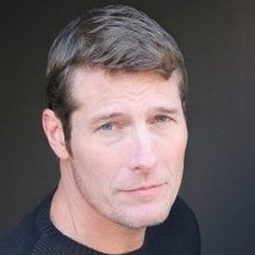 Paul Satterfield 飾演 Dallas Coleman