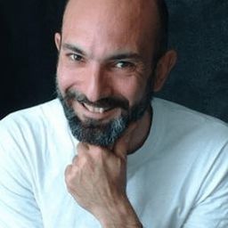 Gaetano Varcasia - 聖保羅演員 飾演Mann in Lystra