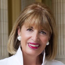 Jackie Speier - 我是吉倫：驚爆美軍謀殺案演員 飾演Self