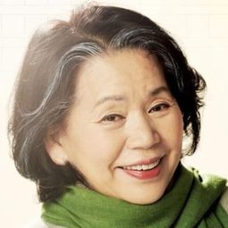 Yoon So-jeong 飾演 Queen In-soo