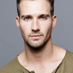 James Maslow 飾演 Sam