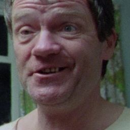 Willie Ross 飾演 Woodbine