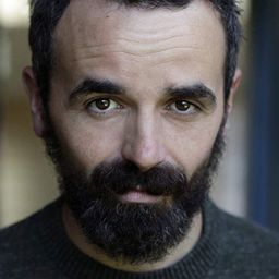 Paul Cassidy 飾演 Brandon Yates