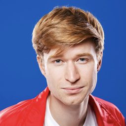 Jacob Roberts 飾演 Ben