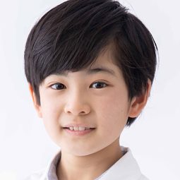 中須翔真 飾演 Ryoichi Tachibana