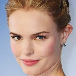 凱特·柏絲沃 - 造訪天堂演員 飾演Eva Piper