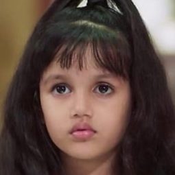 Ruchi Mahajan 飾演 Little Bulbbul
