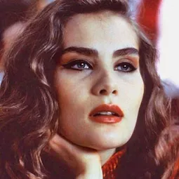 艾曼妞薛納 - Streghe verso nord演員 飾演Lucilla