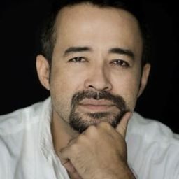 東尼·尤索夫 飾演 Doctor A